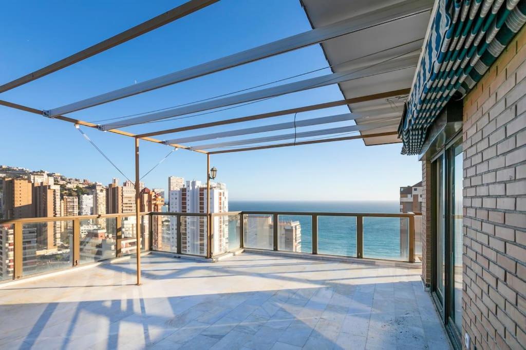 Atico Con Gran Terraza Apartman Benidorm Kültér fotó